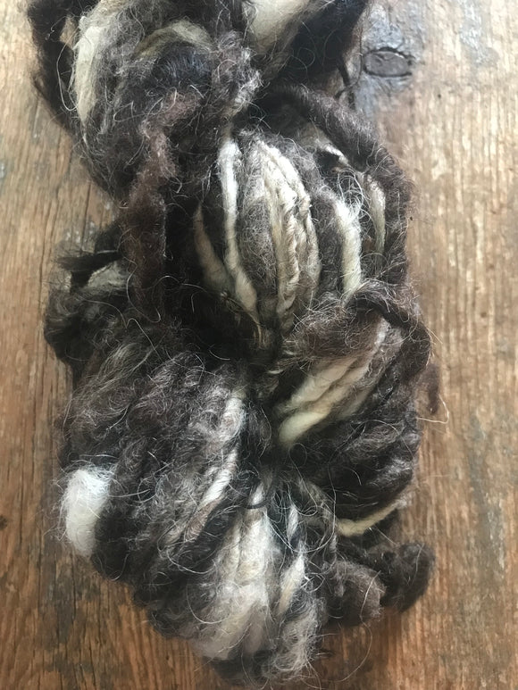 Icelandic black and white yarn, 50 yard