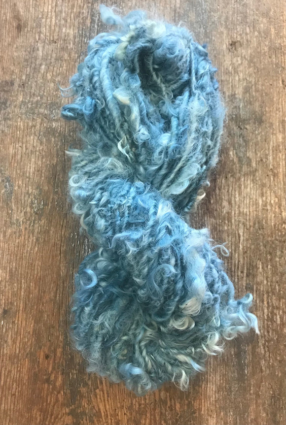 Indigo curls - handspun yarn, 20 yards